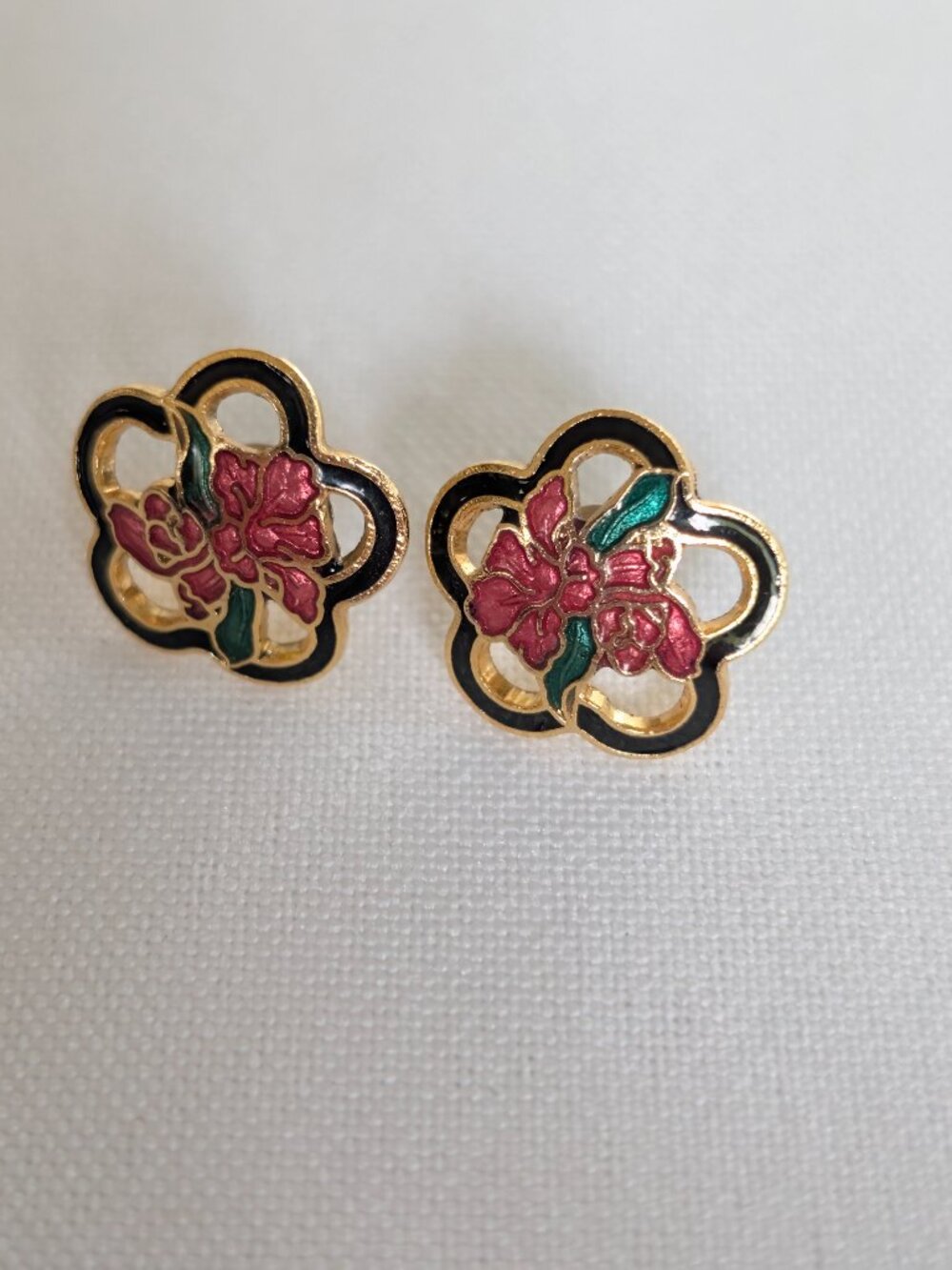 Vintage Gold Tone Cloisonné Flower Pattern Stud Earrings - Picture 2 of 7